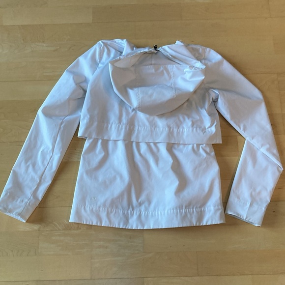 Lululemon Jacket Size 2 - Picture 4 of 7